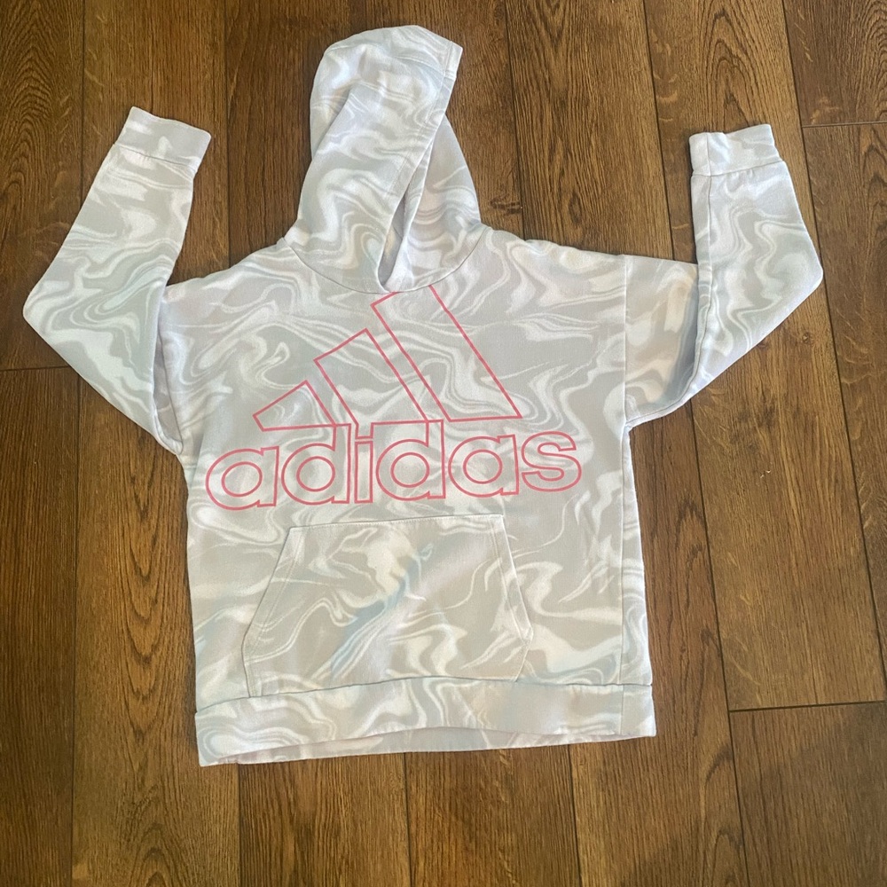 Girl’s sweatshirt